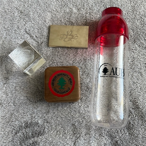 AUB PLASTIC WATER BOTTLE - Picture 7 of 7
